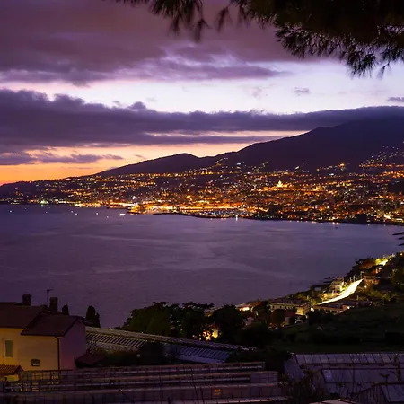 Apartment New Flat Centro Casino - Happy